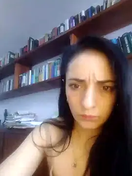 Snapshot of amellie_ros chatting on 12/08/24, 01:47 amellie ros online show from 12/08/24, 01:47