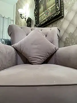 Snapshot of Hoskuw chatting on 02/05/25, 12:06 Hoskuw online show from 02/05/25, 12:06