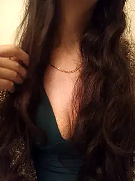 Liliiiblow online show from 12/29/24, 12:09