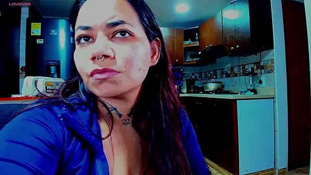 Mabelydani online show from 10/23/25, 10:41