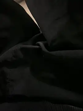 Snapshot of Privateseducer chatting on 01/12/25, 04:29 Privateseducer online show from 01/12/25, 04:29