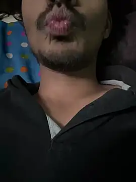 Snapshot of Privateseducer chatting on 03/21/25, 09:12 Privateseducer online show from 03/21/25, 09:12