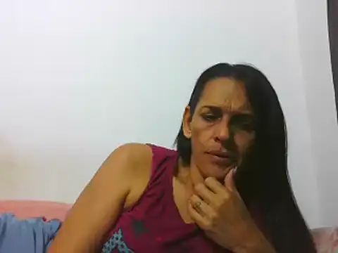 latinbrunettet online show from 01/22/25, 12:38