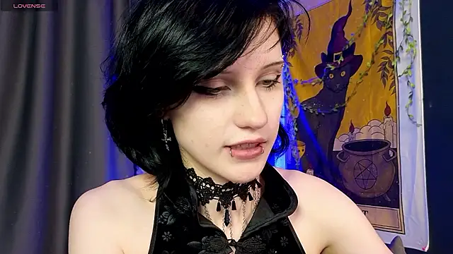 dark vamp  online show from 12/04/24, 03:15