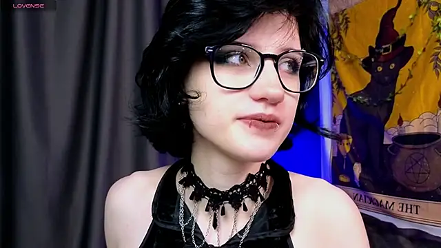 dark vamp  online show from 12/11/24, 09:01