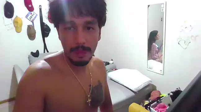 Snapshot of Ginessy chatting on 02/17/25, 05:58 Ginessy online show from 02/17/25, 05:58