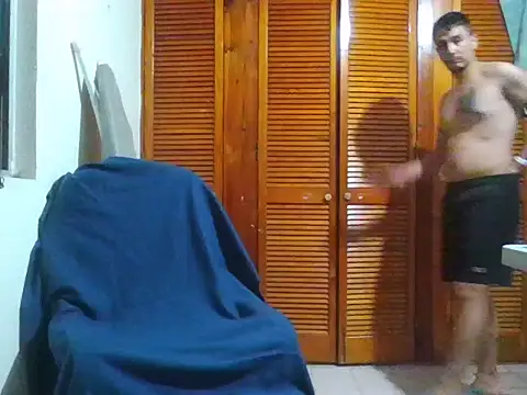 Snapshot of Ginessy chatting on 02/18/26, 11:50 Ginessy online show from 02/18/26, 11:50