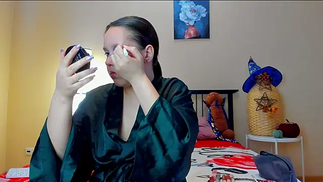 Mira Karter online show from 10/30/25, 08:27