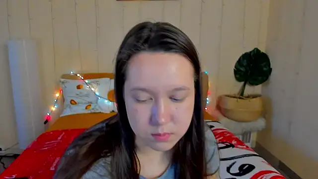 Snapshot of Mira_Karter chatting on 04/29/26, 03:21 Mira Karter online show from 04/29/26, 03:21