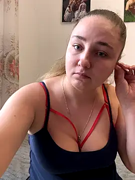 Joannakiss online show from 11/12/25, 12:16