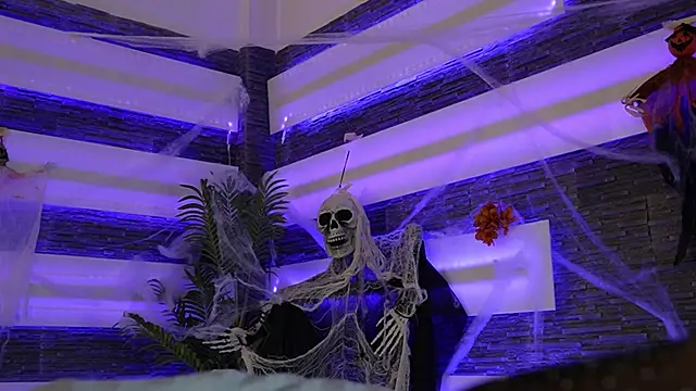 Snapshot of blondie_muller chatting on 11/09/25, 09:24 blondie muller online show from 11/09/25, 09:24