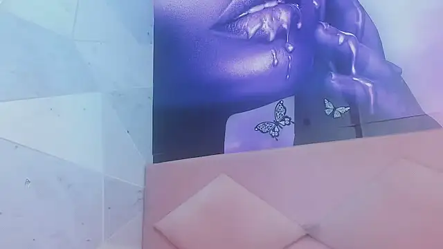 Snapshot of Lucy_White__ chatting on 02/10/25, 12:30 Lucy White online show from 02/10/25, 12:30