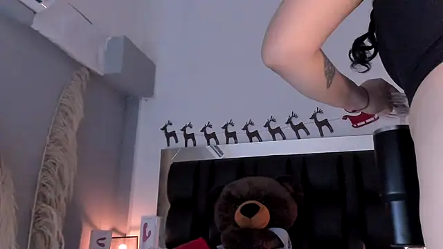 Snapshot of meikochoe chatting on 01/06/26, 08:12 meikochoe online show from 01/06/26, 08:12