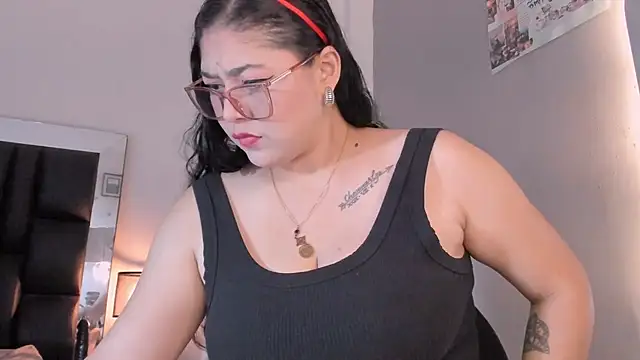 Snapshot of meikochoe chatting on 01/16/26, 08:24 meikochoe online show from 01/16/26, 08:24