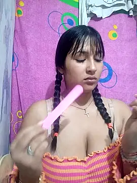 Snapshot of AndreaBlack chatting on 02/11/25, 04:01 AndreaBlack online show from 02/11/25, 04:01