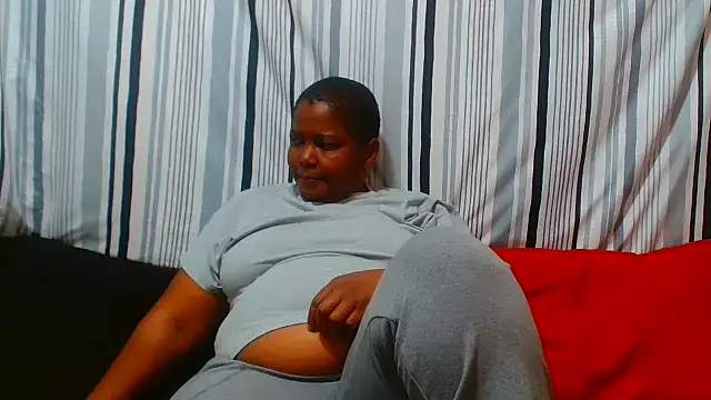 Snapshot of AfricanBigAssxx98 chatting on 04/20/26, 09:45 AfricanBigAssxx98 online show from 04/20/26, 09:45