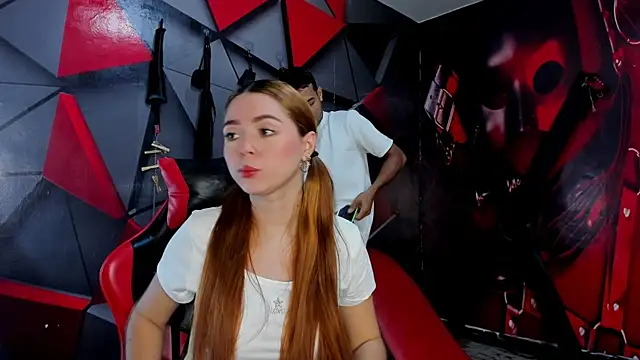 Snapshot of Hana_and_Zeta chatting on 01/06/26, 12:20 Hana and Zeta online show from 01/06/26, 12:20