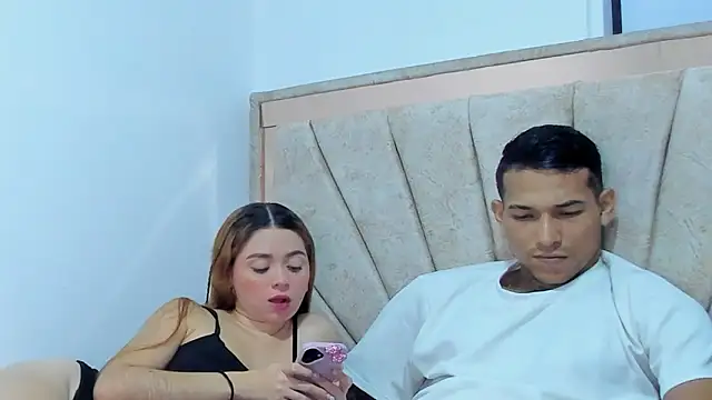 Snapshot of Hana_and_Zeta chatting on 02/18/26, 01:51 Hana and Zeta online show from 02/18/26, 01:51