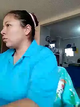 Snapshot of ZuriandAlex chatting on 01/10/25, 11:54 ZuriandAlex online show from 01/10/25, 11:54