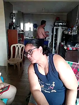 Snapshot of ZuriandAlex chatting on 02/28/25, 03:48 ZuriandAlex online show from 02/28/25, 03:48