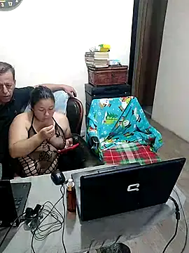 Snapshot of ZuriandAlex chatting on 03/14/25, 01:48 ZuriandAlex online show from 03/14/25, 01:48