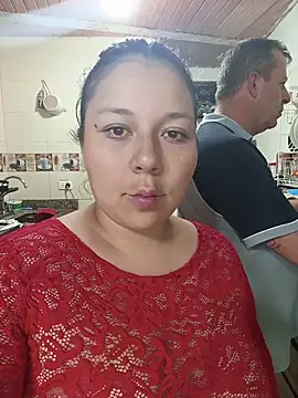 Snapshot of ZuriandAlex chatting on 11/24/25, 11:48 ZuriandAlex online show from 11/24/25, 11:48