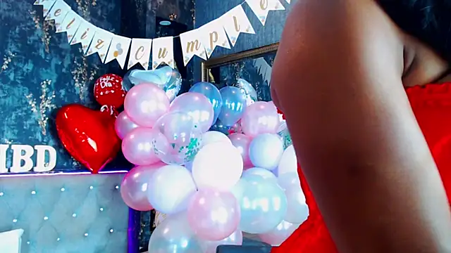 VanessaGlenn online show from 02/21/25, 08:16