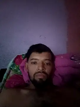 Snapshot of elvermexa22 chatting on 10/09/25, 12:41 elvermexa22 online show from 10/09/25, 12:41