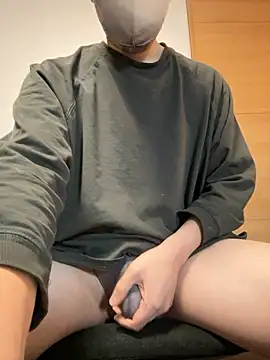 Snapshot of yukiya0721 chatting on 11/09/25, 01:59 yukiya0721 online show from 11/09/25, 01:59