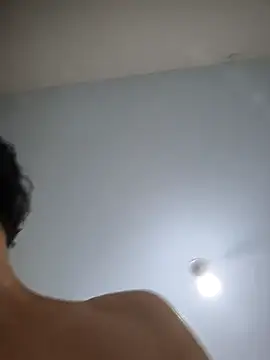 henriquexx33 online show from 02/02/25, 12:13