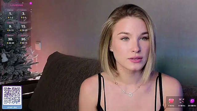 Snapshot of Starlit_Eternity chatting on 01/19/25, 04:36 Starlit Eternity online show from 01/19/25, 04:36