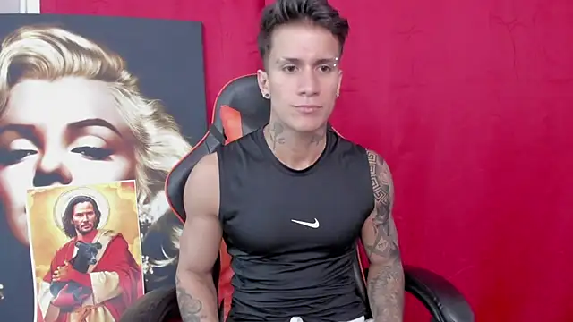 pettergrey1 online show from 03/18/25, 10:48