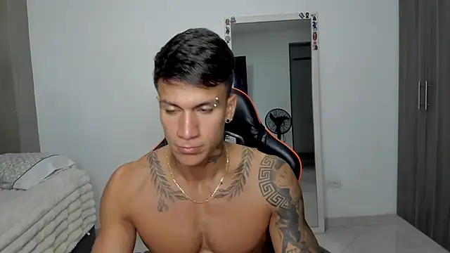 pettergrey1 online show from 02/12/26, 12:00