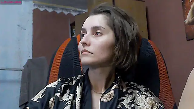 Snapshot of womanstrong78 chatting on 02/27/25, 02:00 womanstrong78 online show from 02/27/25, 02:00