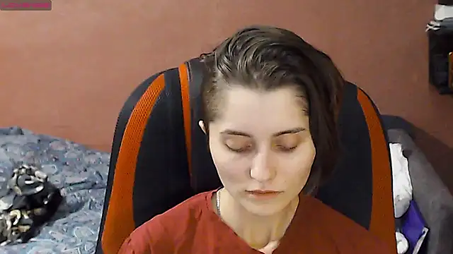 Snapshot of womanstrong78 chatting on 02/27/25, 05:04 womanstrong78 online show from 02/27/25, 05:04