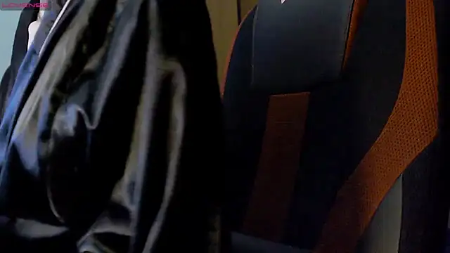 Snapshot of womanstrong78 chatting on 03/03/25, 07:28 womanstrong78 online show from 03/03/25, 07:28