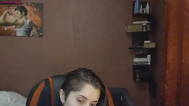 Snapshot of womanstrong78 chatting on 03/09/25, 07:37 womanstrong78 online show from 03/09/25, 07:37