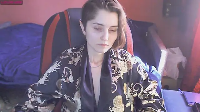 Snapshot of womanstrong78 chatting on 03/12/25, 08:30 womanstrong78 online show from 03/12/25, 08:30