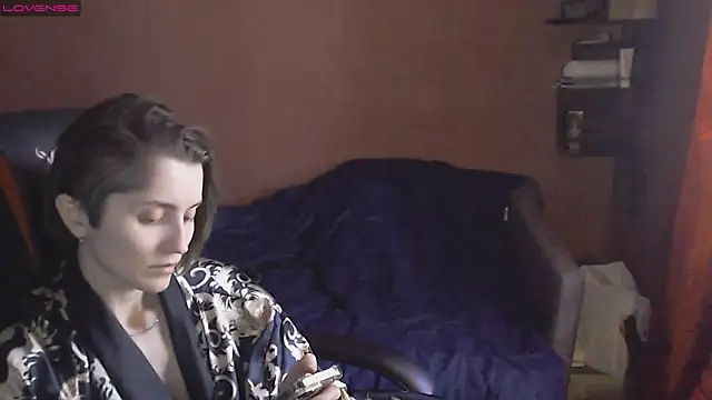 Snapshot of womanstrong78 chatting on 03/12/25, 11:31 womanstrong78 online show from 03/12/25, 11:31