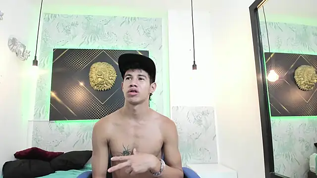 Snapshot of Erick_Zhimerman chatting on 02/19/25, 06:11 Erick Zhimerman online show from 02/19/25, 06:11