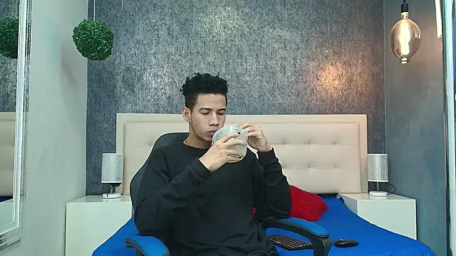 Erick Zhimerman online show from 04/08/26, 12:16