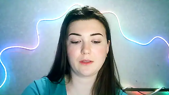 Snapshot of SeductiveTati chatting on 09/08/25, 10:09 SeductiveTati online show from 09/08/25, 10:09