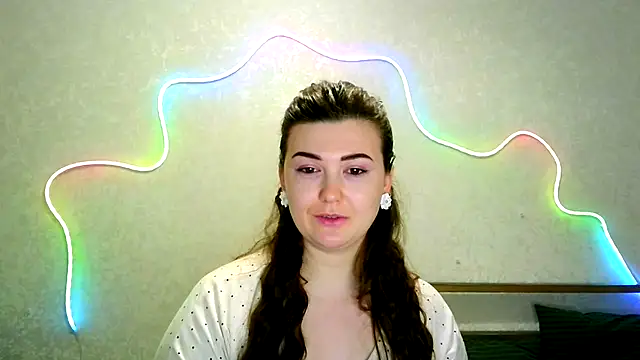 Snapshot of SeductiveTati chatting on 10/19/25, 02:34 SeductiveTati online show from 10/19/25, 02:34