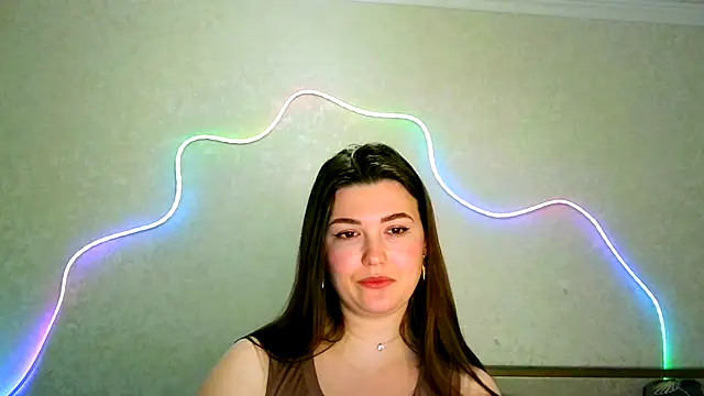 Snapshot of SeductiveTati chatting on 12/13/25, 10:37 SeductiveTati online show from 12/13/25, 10:37