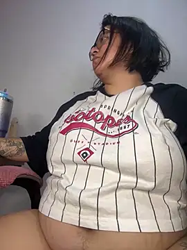 CinnamonCookiez online show from 10/16/25, 04:35