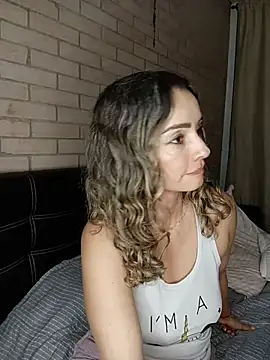 Loly Horny online show from 06/02/26, 02:46