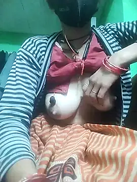 Snapshot of ROLEY00 chatting on 03/11/25, 11:15 ROLEY00 online show from 03/11/25, 11:15