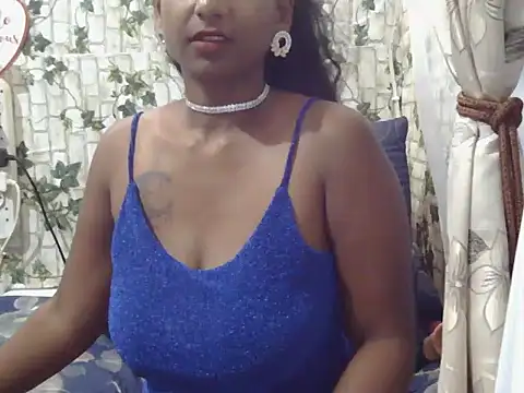 Snapshot of indiantina01 chatting on 01/30/25, 08:42 indiantina01 online show from 01/30/25, 08:42