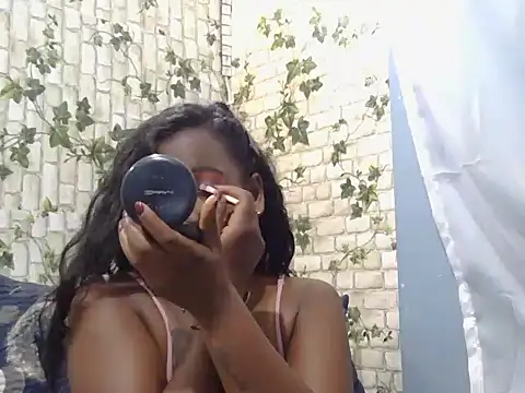 Snapshot of indiantina01 chatting on 02/01/25, 05:47 indiantina01 online show from 02/01/25, 05:47