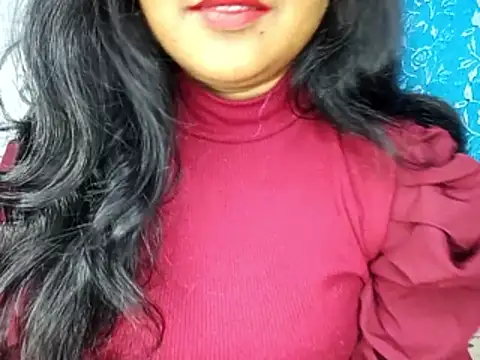 Snapshot of Muktha chatting on 12/21/25, 02:51 Muktha online show from 12/21/25, 02:51